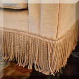F09. Fringe. 